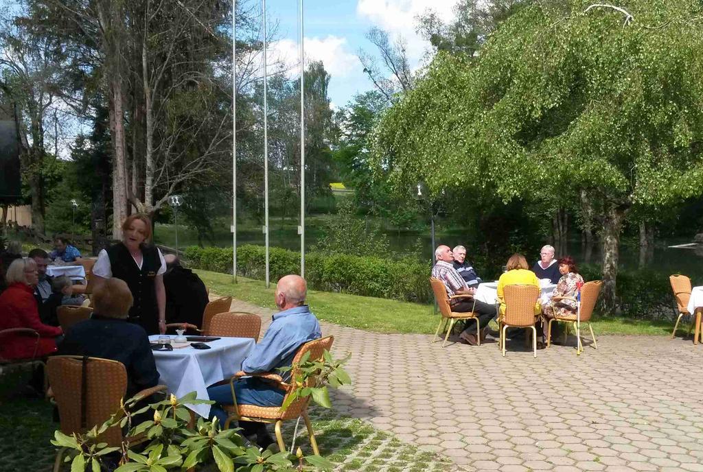 Hotel Schloss Fuchsmuehl Bagian luar foto